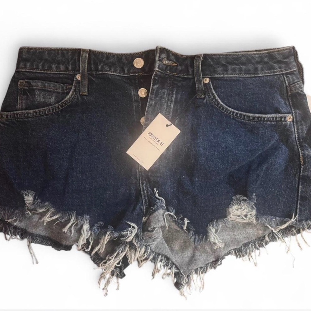 Forever 21 Women's Blue Denim Shorts